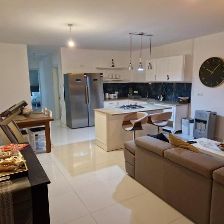 Town Pent House Apartment Luqa Ngoại thất bức ảnh